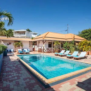 Bloublou Curacao , Jan Thiel Curaçao